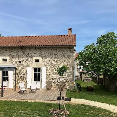 Dom wakacyjny Propriete De Campagne Au Calme Le Bourdeix