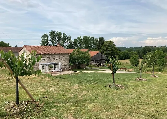 بيت للعطل Propriete De Campagne Au Calme Le Bourdeix
